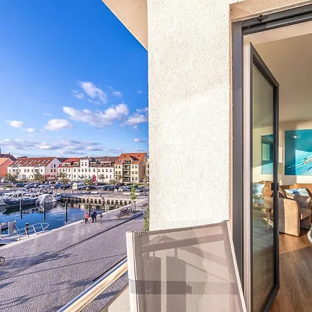 Apartamento Hafenperle - Mit Balkon & Wellnessbereich In Der Hafenresidenz Waren (Mueritz)